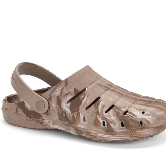 MENS CLOGS- size **9 RUGGED SHARK- NWT-Floatable-Camo Tan I - Picture 2 of 8